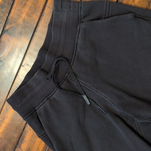 Lululemon warm down joggers - Picture 6 of 11